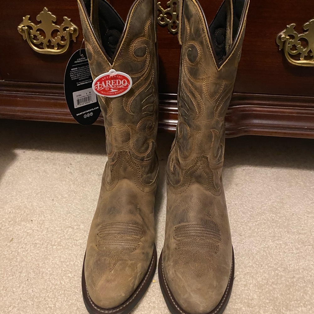 Laredo Lady’s Tan Cowboy Boots